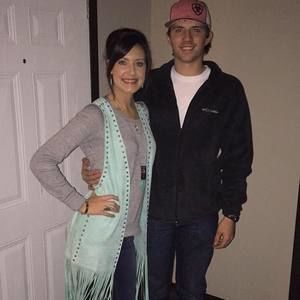 Meet your Posher, Ali